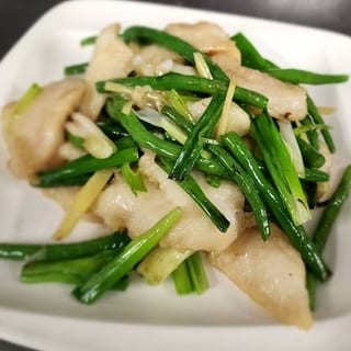 Sautéed Flounder Filet in Ginger & Scallion
