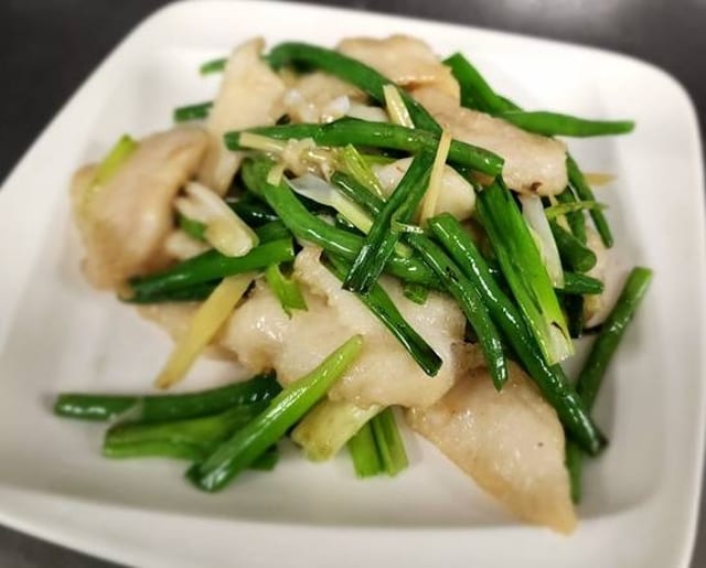 Sautéed Flounder Fillet in Ginger & Scallion.